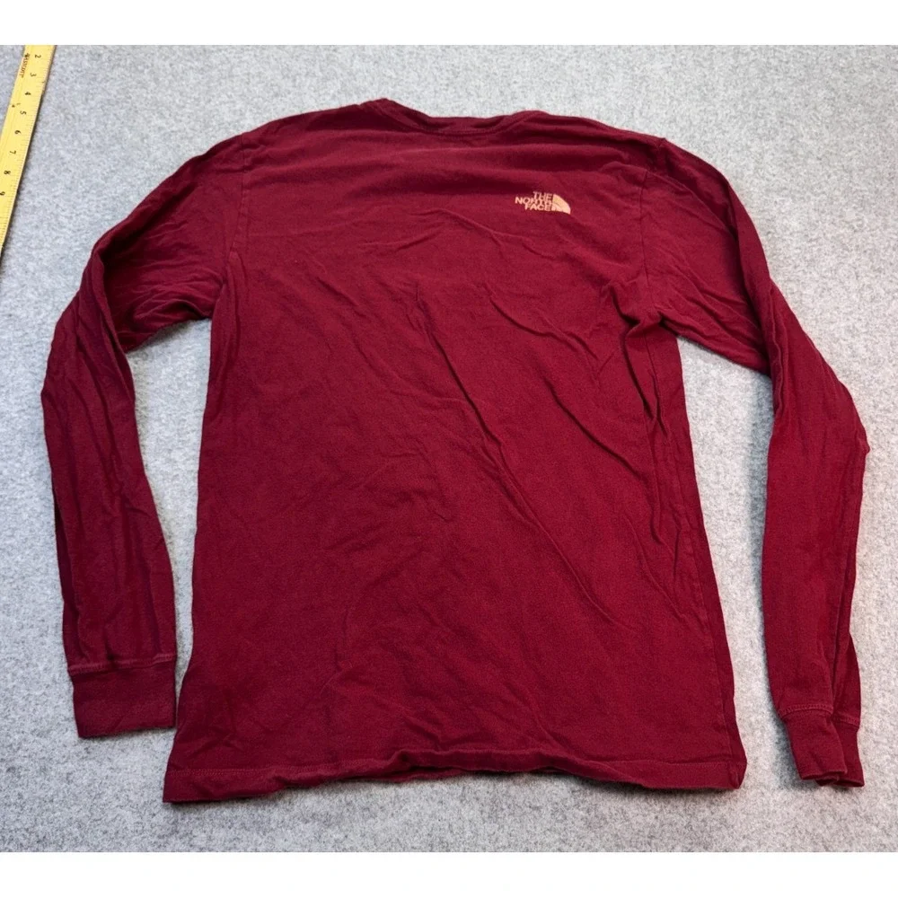 The North Face Men's Long‎ Sleeve T-Shirt Red Logo Graphic Cotton Small Outdoor
